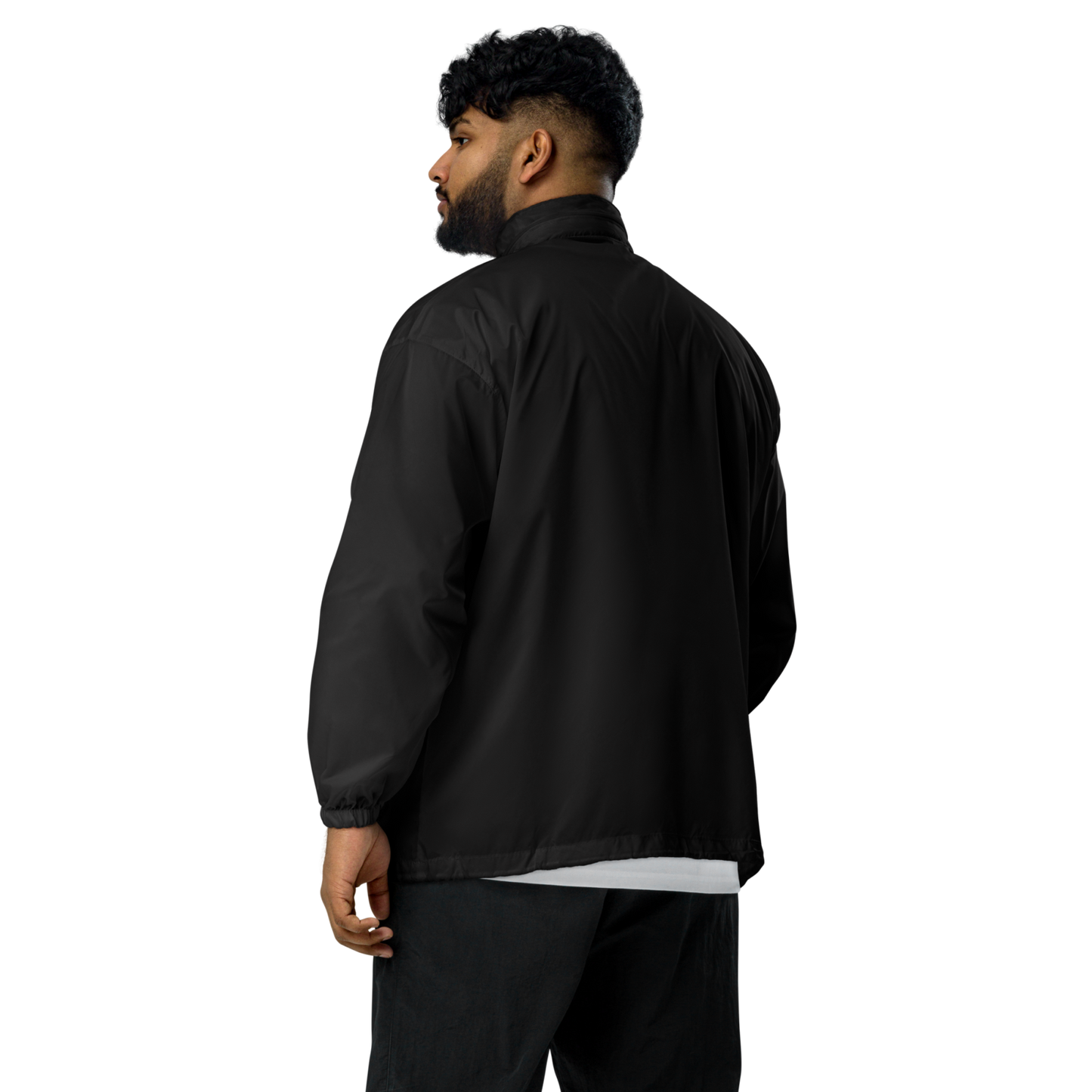 Mann trägt schwarzen DAWIS Basic-Windbreaker aus 100% Polyamid mit Kapuze und Reißverschlusstaschen, Rückansicht