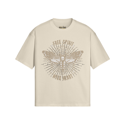 Free Spirit Oversize Baumwollshirt mit Frontprint Schmetterling und Totenkopf in beige